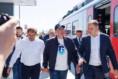 Торжественная церемония передачи новых пассажирских вагонов для поездов дальнего следования